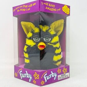 Sealed Furby Bumblebee Yellow Black Model 70-800 Green Eyes -Factory Sealed READ